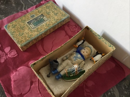 Poupée ancienne porcelaine - poupée,